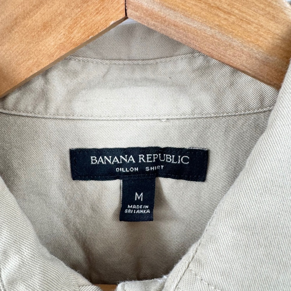 Banana Republic Utility Shirt Tan Khaki M Dillon Button Down Safari Long Sleeve - Picture 3 of 8